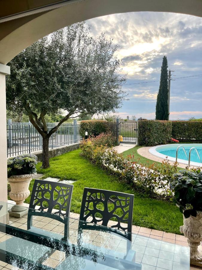 Dimora Di Charme Con Piscina E Giardino,Vicina Alla Spiaggia Sirmione Exterior foto